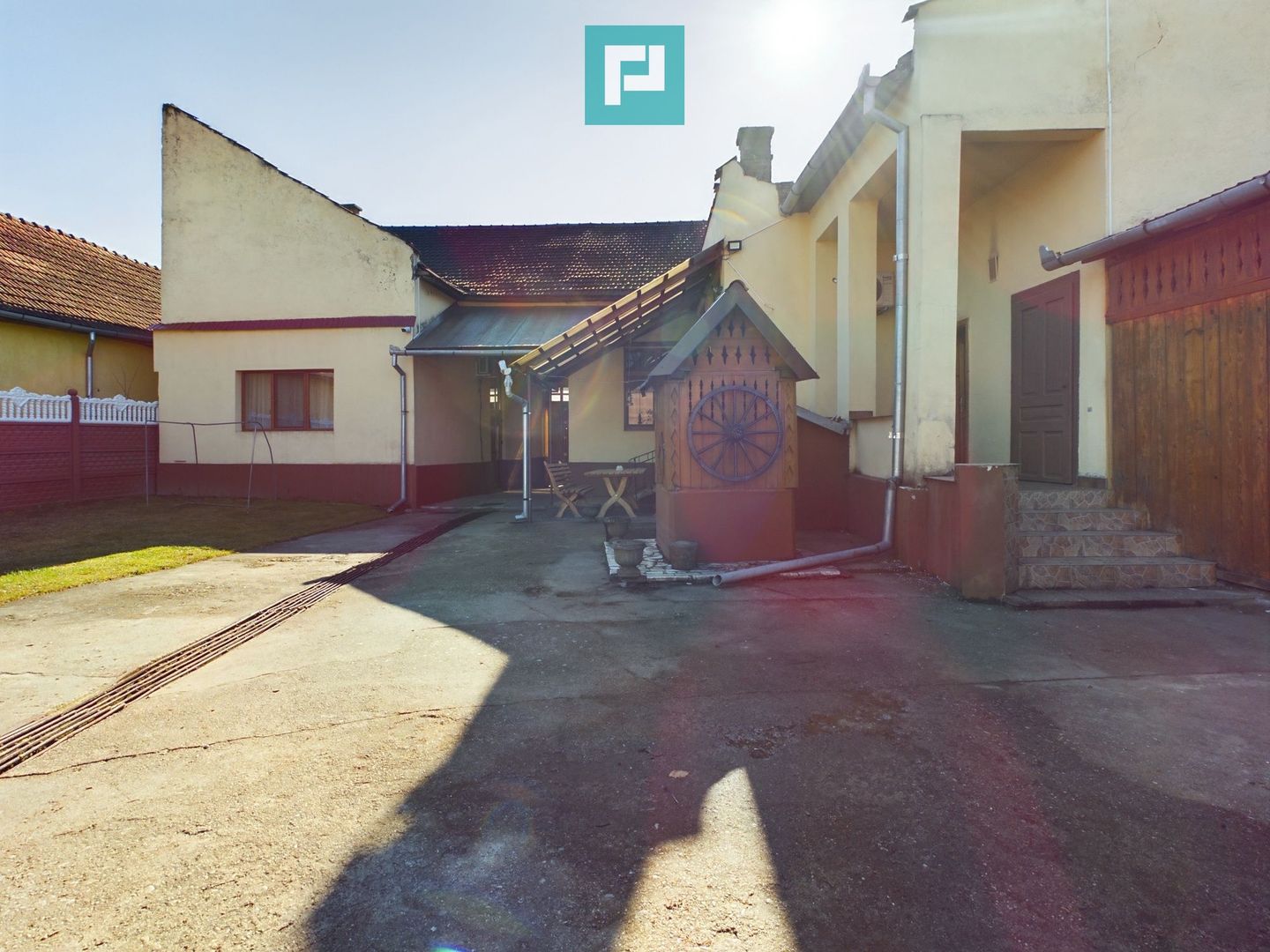 Conac cu poveste, Săvârșin - Poză 11