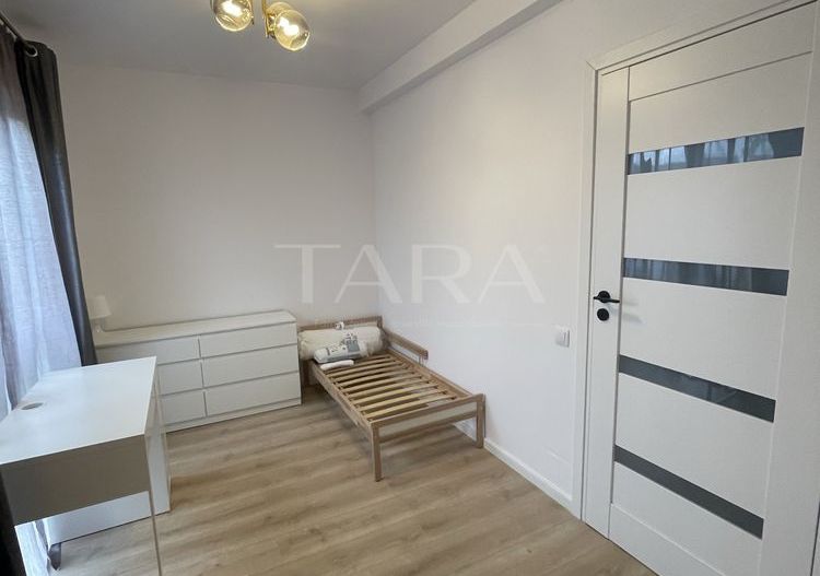 Casă nouă, mobilată, terasă panoramică, curte, Florești. - Poză 5