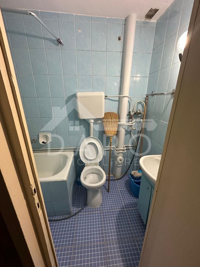 🏠 Ocazie! Apartament 2 camere cu balcon închis - Poză 9