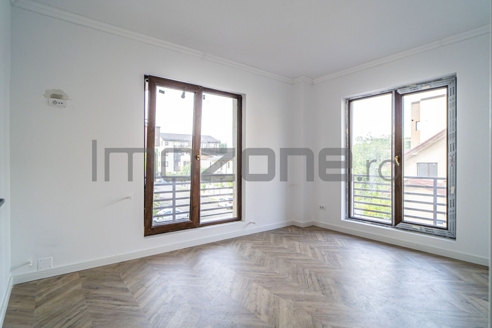 Prelungirea Ghencea, 2 camere, etaj 1/3, 75 mp, terasa 12.5 mp, COMISION 0% - Poză 1