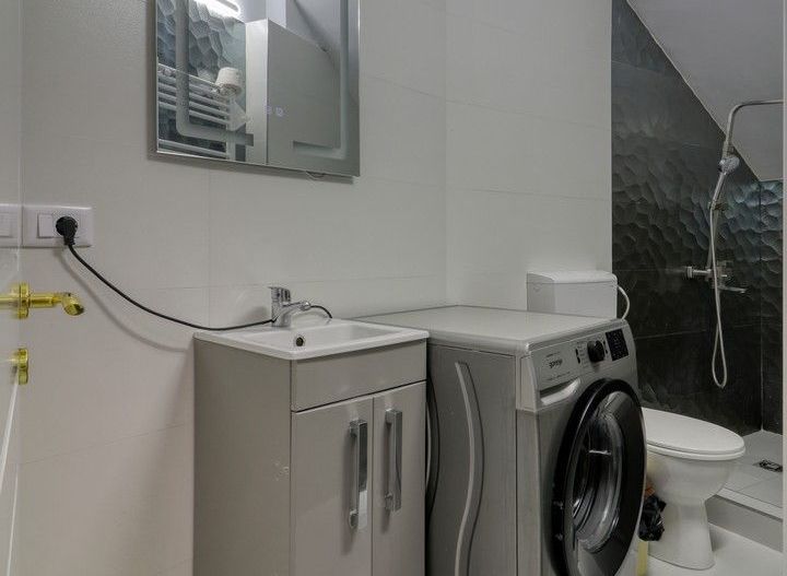 Parc Bazilescu-  4 camere + curte mare-  comision 0% - Poză 18