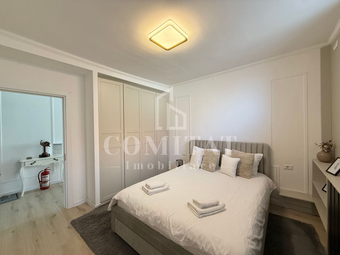 Apartament cu 3 camere Ultracentral - Poză 9