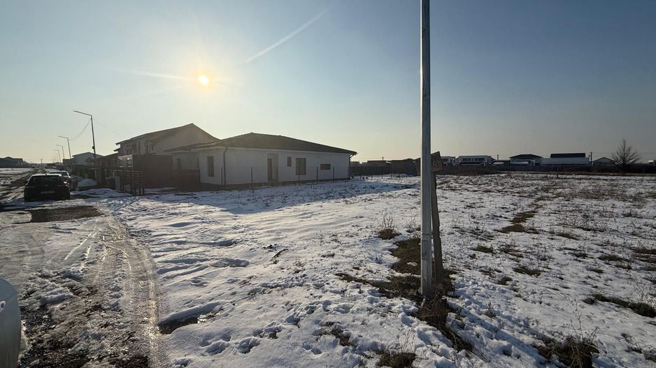 COMISION 0% | Teren Intravilan in Mosnita Veche | Utilitati | Urbanism - Poză 1