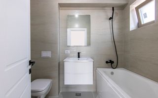 | OTOPENI | VILA INDIVIDUALA | 5 CAMERE | FINISATA COMPLET | ACTE LA ZI | - Poză 33
