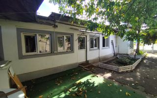 Casa  Sala Sporturilor Olimpia 253 mp., 15ml deschidere! - Poză 1