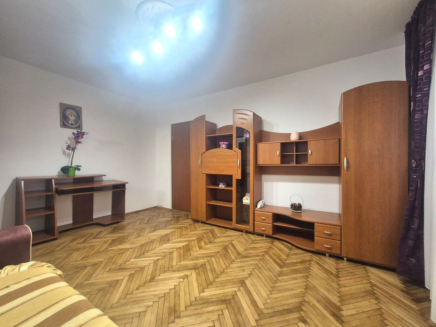 La 10 minute de Centru Civic, 2 camere cu loc parcare și pivniță, pet friendly - Poză 6