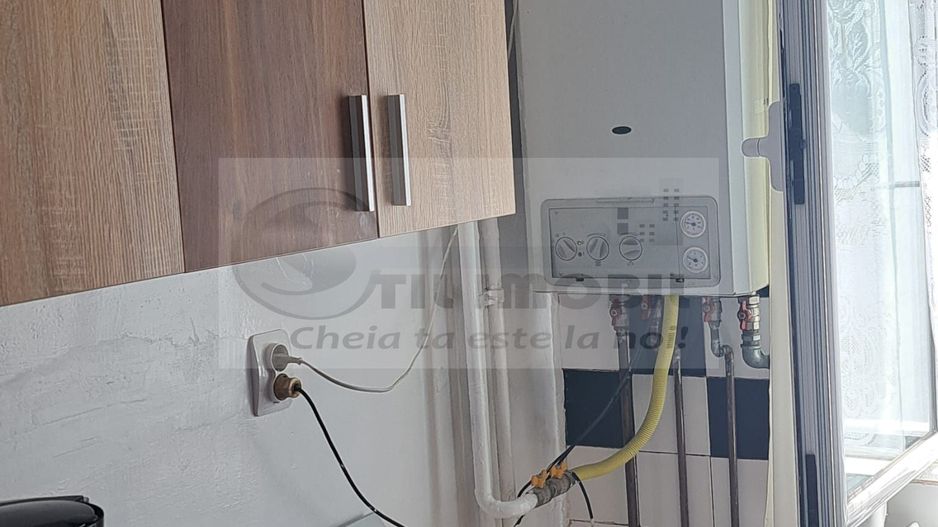 Apartament 3 Camere UMF - 450 euro - Poză 4