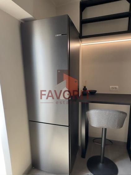 1 camera | Renovat lux | Centrala proprie | Lift | Zona excelenta | - Poză 8