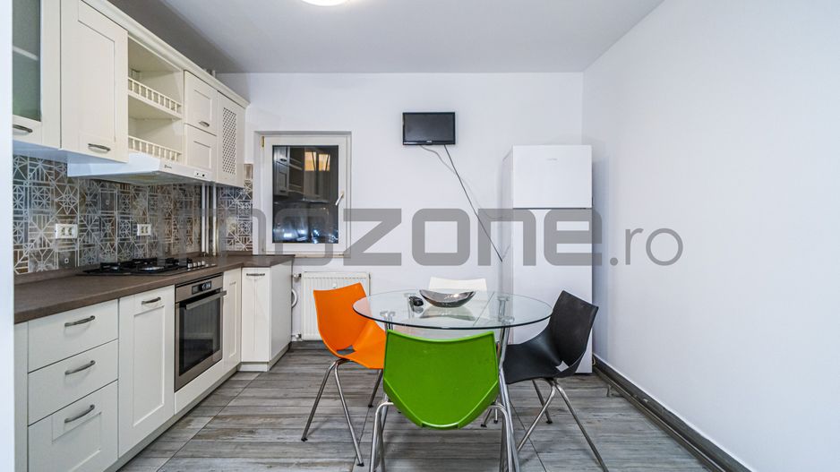 Drumul Sarii, 3 camere, 77 mp, et 5, 2 băi, bucatarie mare, disponibil imediat - Poză 2