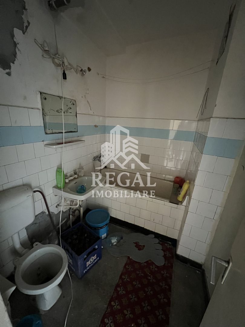 Apartament de vanzare 2 camere, in zona Micro 3 - Poză 5