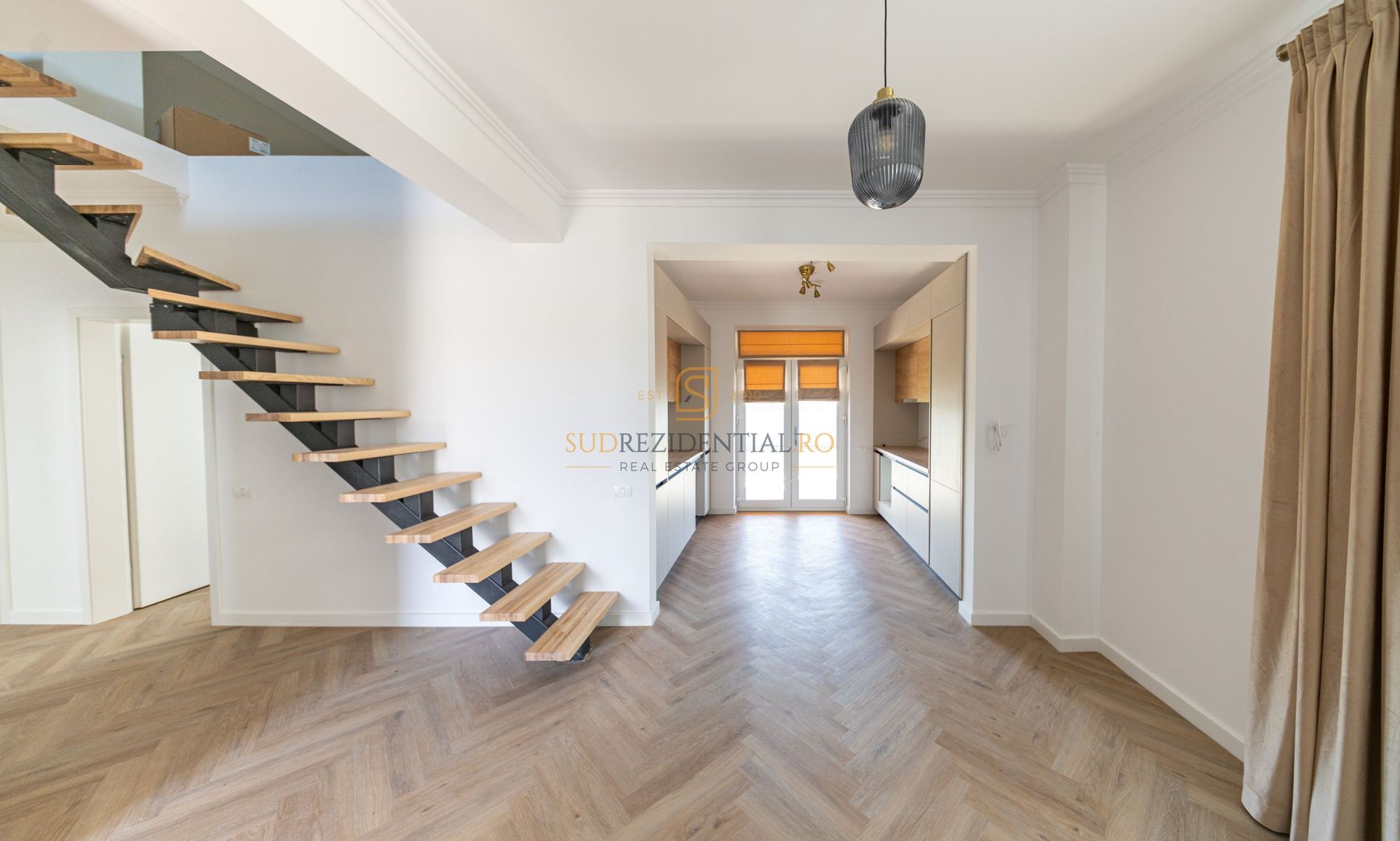 Casa cu 4 camere, Frumusani, panouri solare, pompe caldura - Poză 10