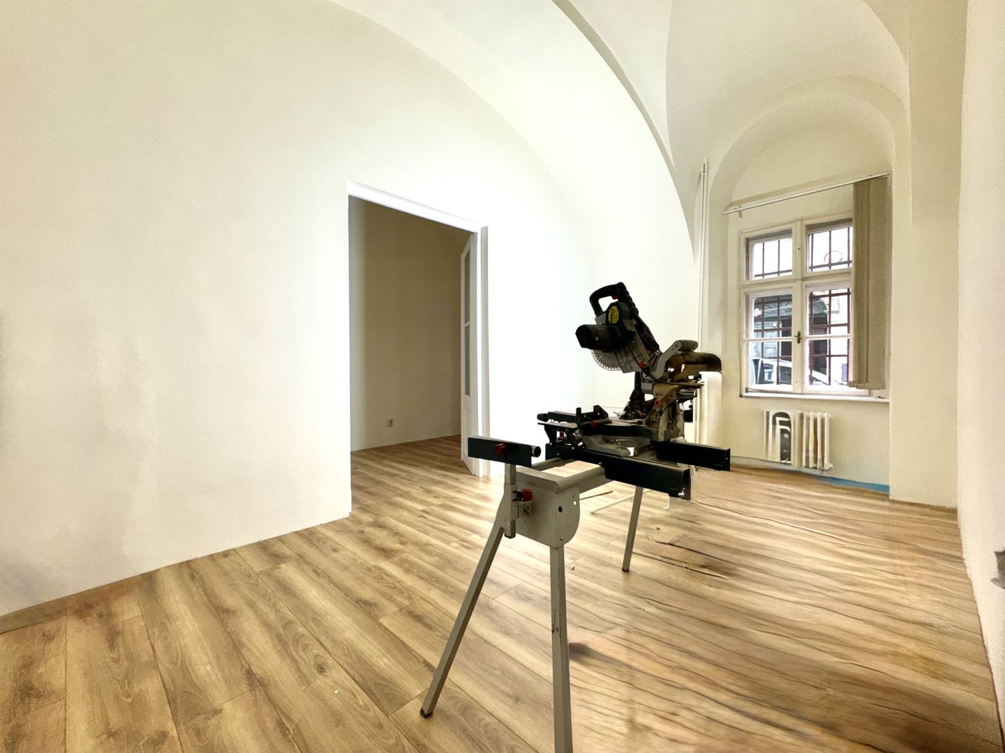 Birou renovat situat in Piata Unirii - Tribunal - Poză 2