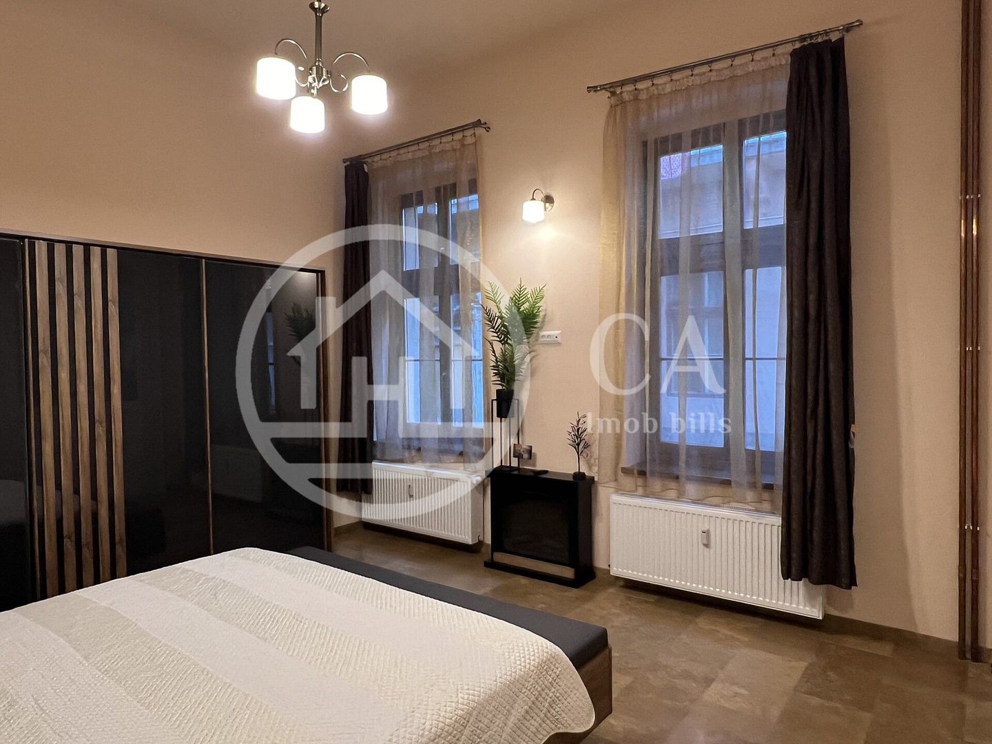 Apartament cu 2 camere de vanzare Ultracentral Oradea - Poză 11