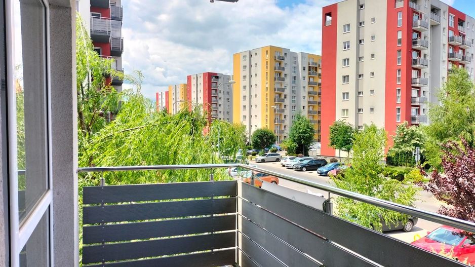 Vindem apartament 3 camere complet renovat cu vedere pe 2 parti - Poză 8
