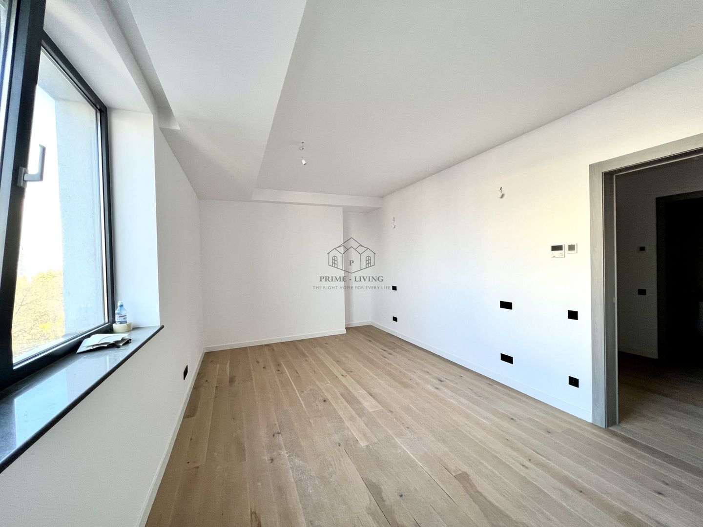 APARTAMENT DEOSEBIT CU 3 CAMERE LA VANZARE CU VEDERE SPRE PARC - Poză 4