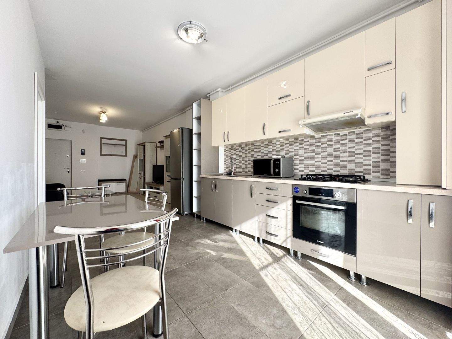 Apartament 2 camere elegant, aproape de centru, complex modern - Poză 12