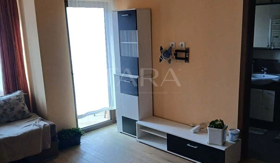 Apartament cu 2 camere de vânzare, zona Panemar. - Poză 2