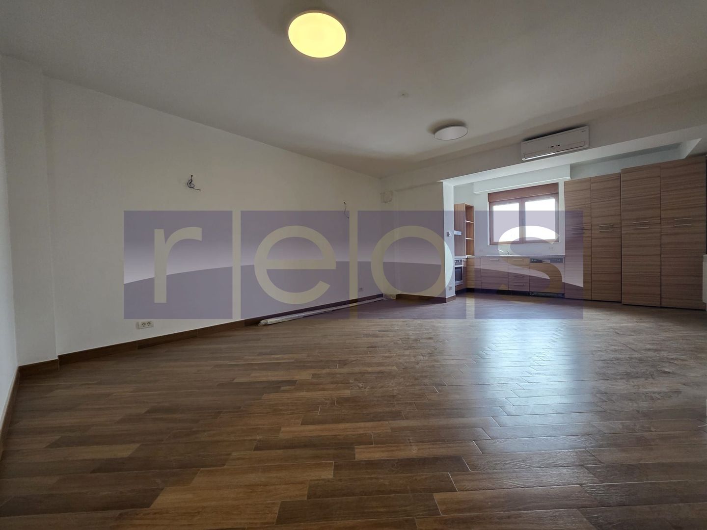 VANZARE | 2 CAMERE | BELLER | DOROBANTI - Poză 1