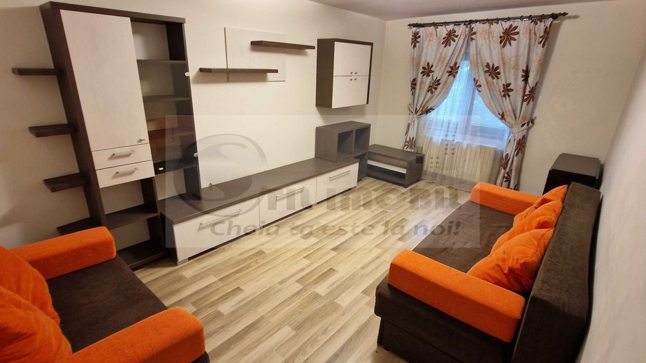 Apartament cu 2 camere, decomandat - Canta, la etaj intermediar ! - Poză 2