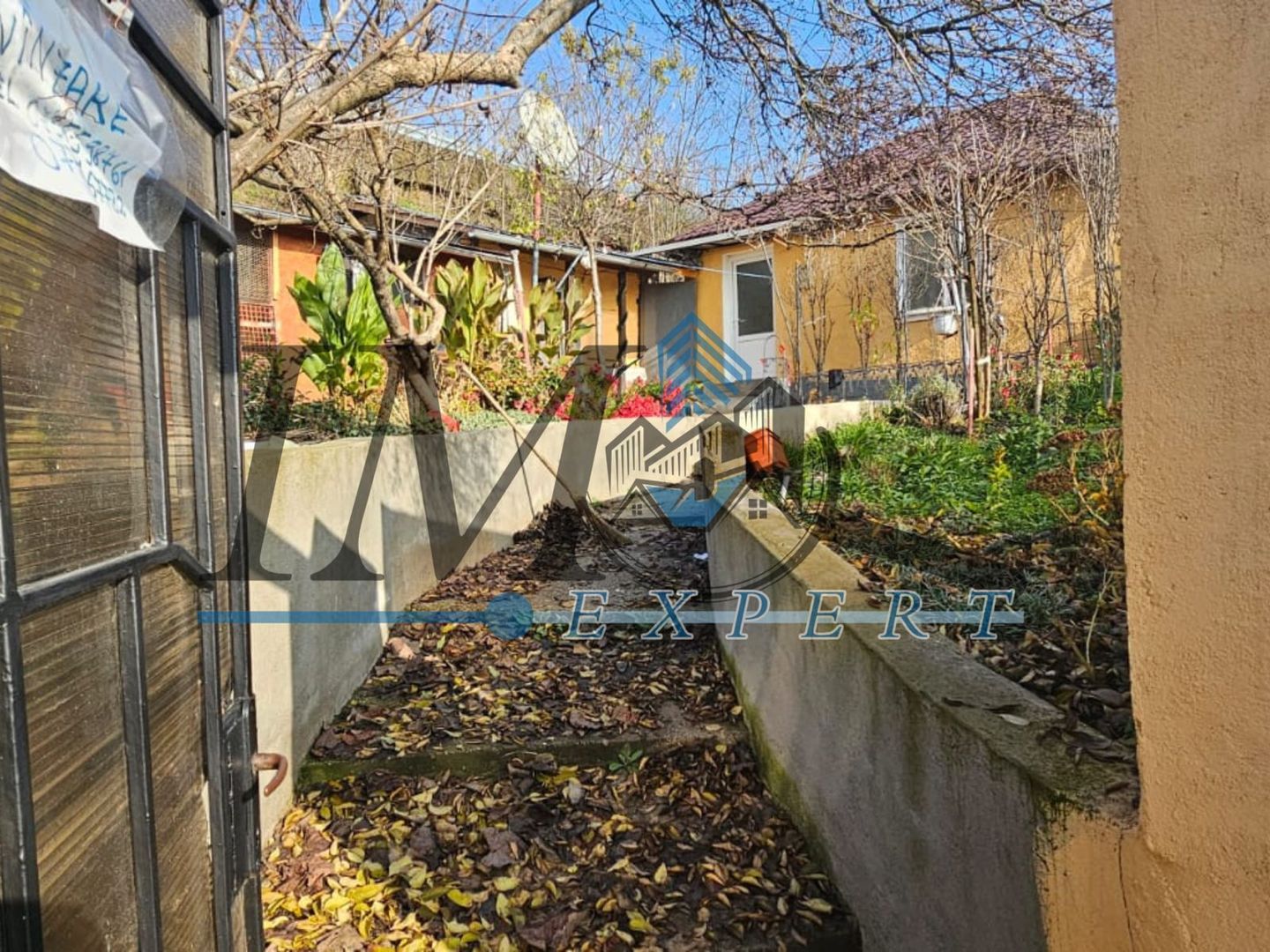 Casa de vânzare in Barabant Alba - Poză 2