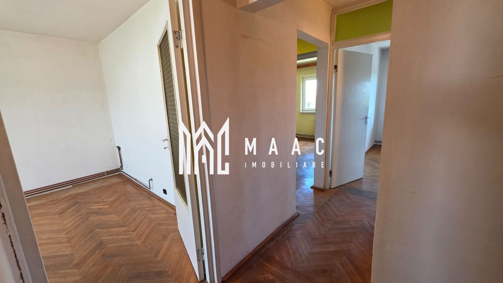 Apartament de vanzare Sibiu 3 camere decomandat | Strand | 2 bai, 2 balcoane - Poză 10