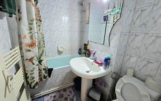 Apartament cu 3 Camere, Etaj Intermediar, Lift, Zonă Ultracentrală - Poză 12