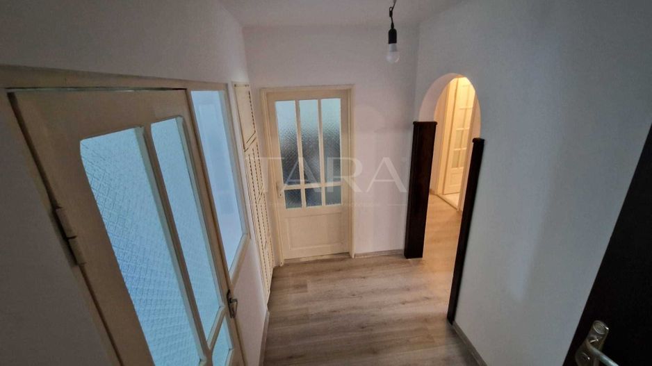 Apartament cu 3 camere, 2 băi și balcon mare, Mănăștur. - Poză 4