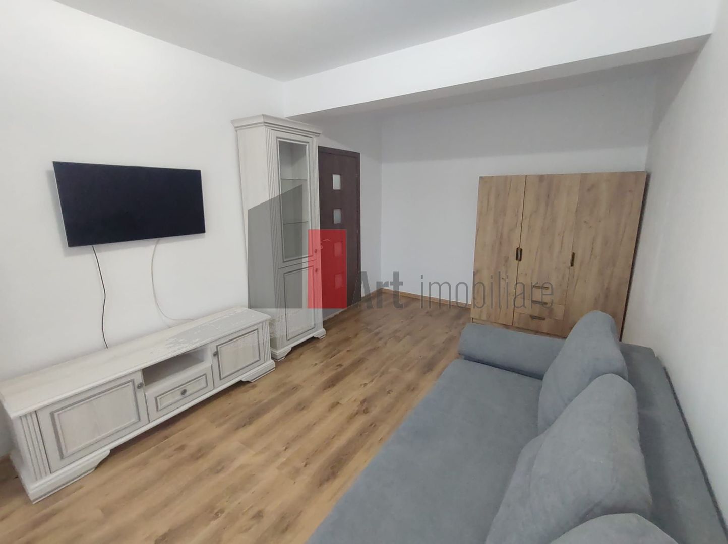 Prima închiriere apartament decomandat 2 camere cu centrală - Aleea Fizicienilor - Poză 1