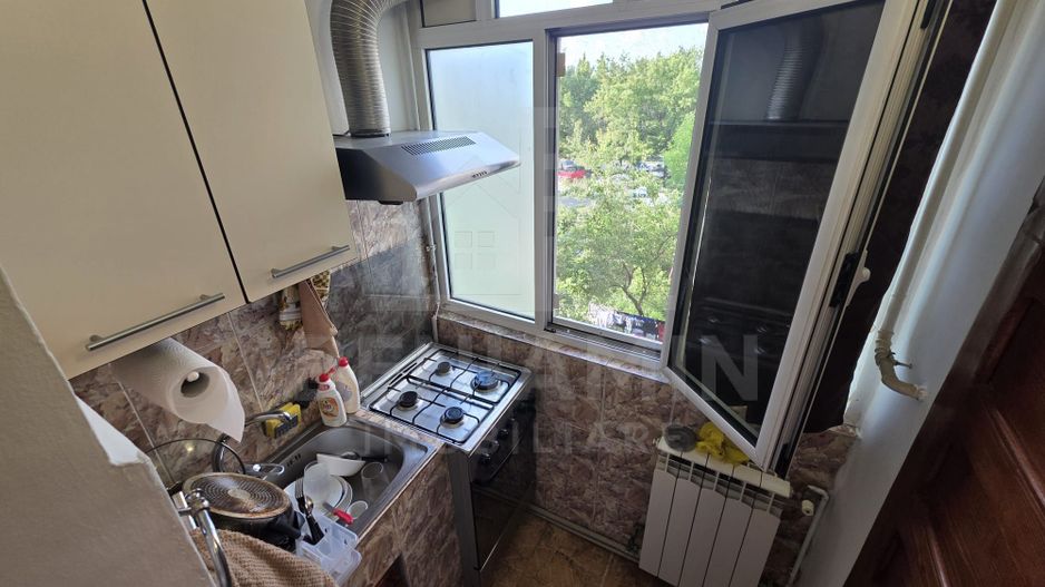 2 camere - etaj 2 - 55mp - centrala termica - investitie - Craiovita - Poză 5