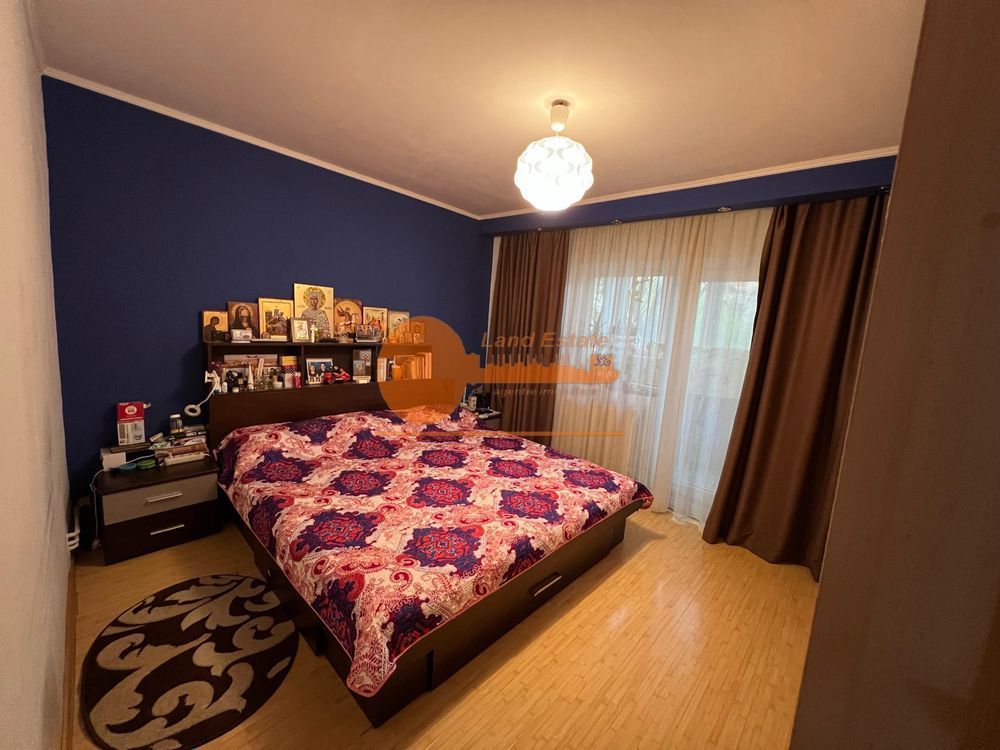 Apartament cu 4 camere in zona Parc Sebastian-Centrala Proprie - Poză 11