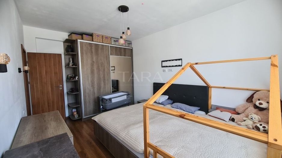Apartament cu 3 Camere Semidecomandat în Florești - Poză 4