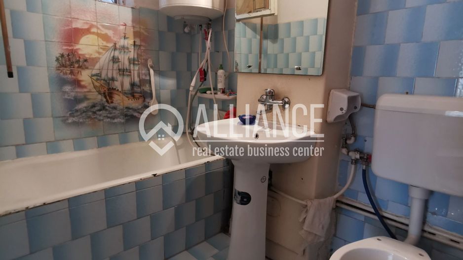 Inel 2 Eliberării apartament 2 camere decomandat - Poză 4