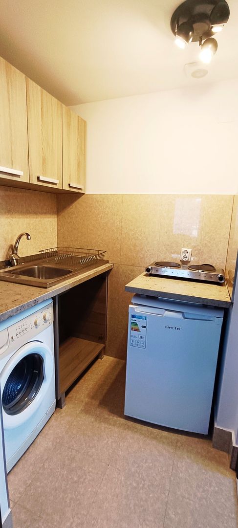 Garsoniera mibilata si utilata,central langa baza colinei - Poză 5