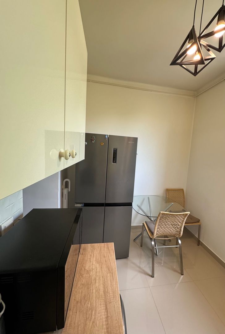 70mp // Vatra Luminoas // Renovat - Poză 8