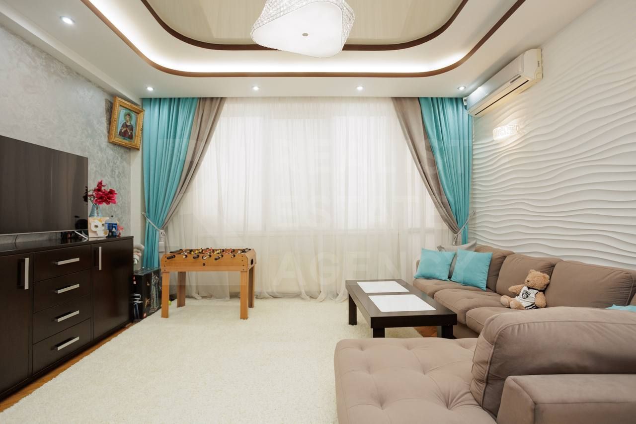 Vânzare, apartament 2 camere, living, bulevardul Traian, Botanica. - Poză 6