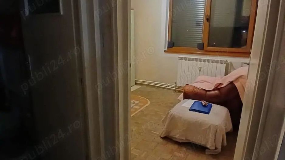 Apartament 4 cam Mazepa 1,et 3 - Poză 4