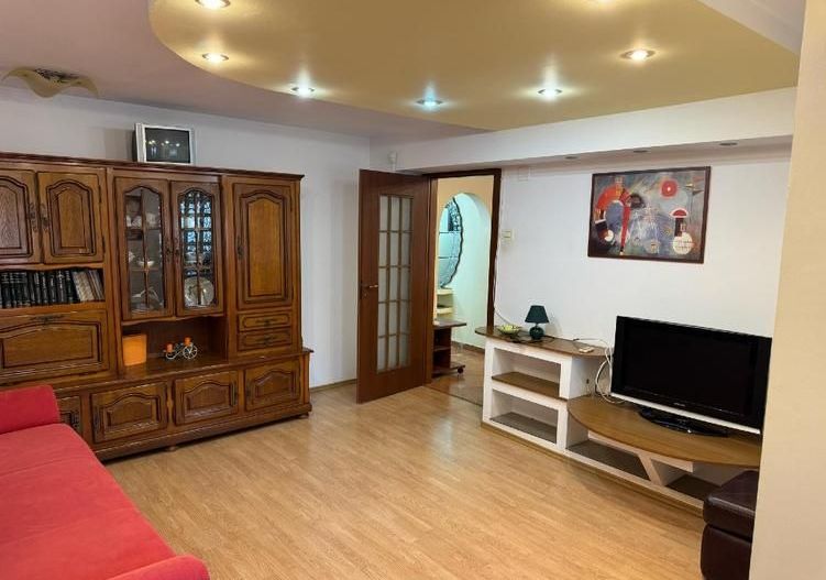 Apartament 3 camere de inchiriat, centrala proprie, Drumul Sarii - Poză 1