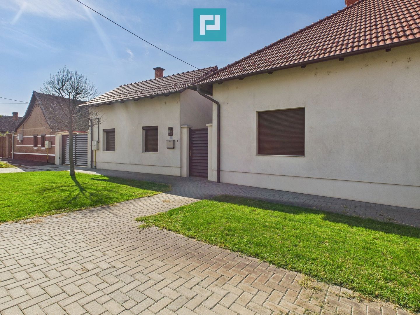 Casă modernă cu 2 corpuri, 5 camere în Pecica - Poză 22