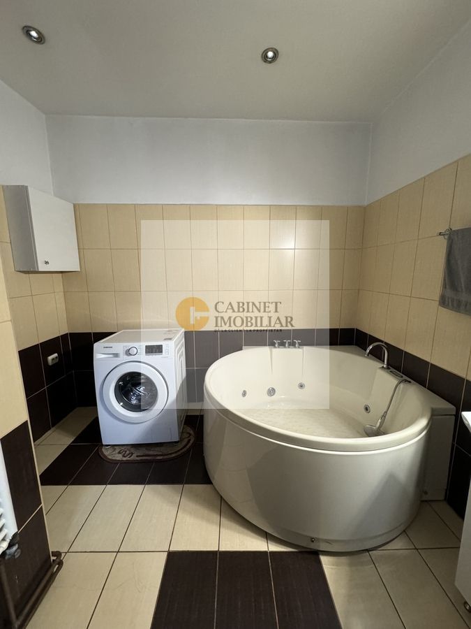 4 camere in vila   | Blvrd M. Kogalniceanu  | 140 mp - Poză 8