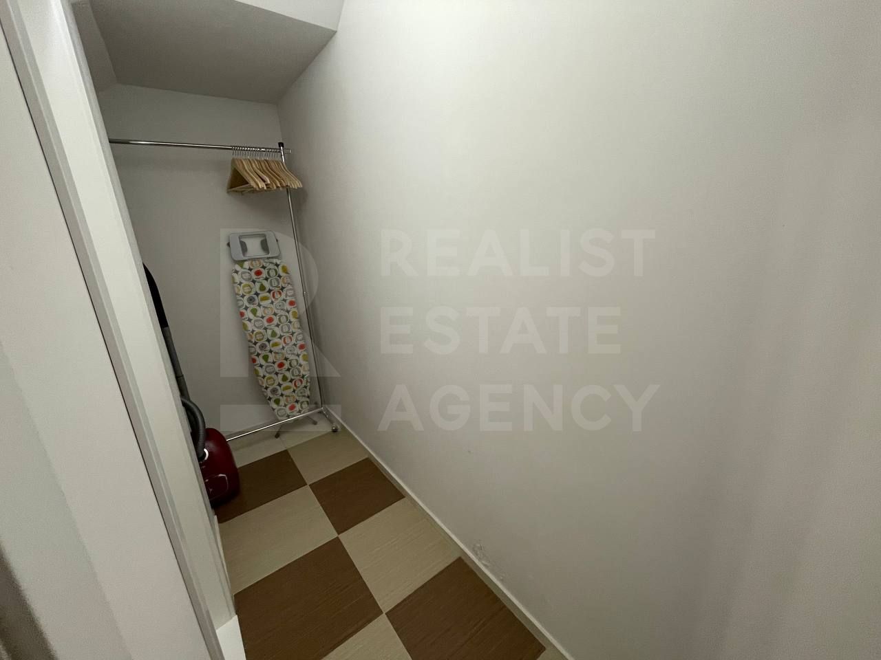 Chirie, casă, 3 camere, strada Cojocarilor, Centru - Poză 4