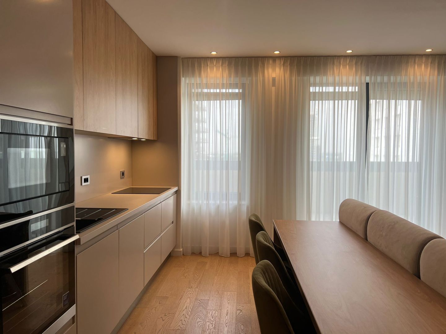 Apartament de inchiriat cu 2 camere Aviatiei Tower - Poză 3