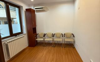 Casă de vânzare  pretabilă pentru clinica, cabinet medical, birouri - Poză 4