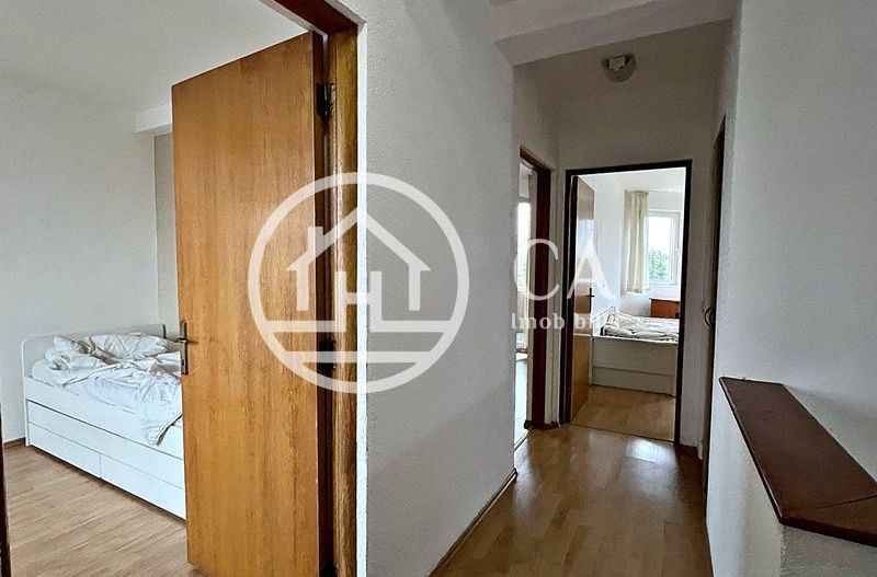 Casă de închiriat cu 4 camere în Cartierul Europa, Oradea - Poză 10