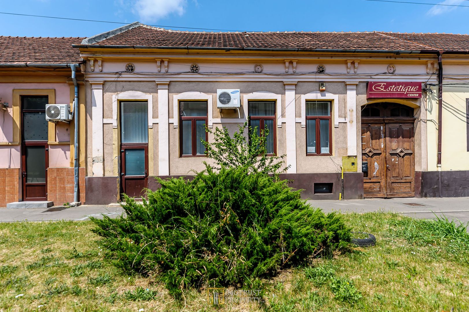 De vanzare casa ultracentrala– Str. Augustin Doinas, Arad | 98 mp - Poză 1