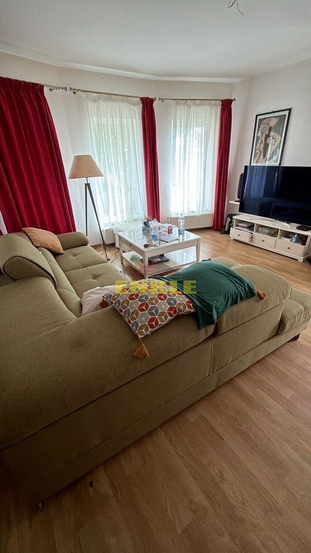 Vila 5 camere, zona Lebada, ultramoderna, 312 mp + teren 560 mp, 145000 euro neg - Poză 1