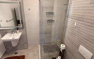 2 camere| XCity Tower| in spate la VOX| apartament frumos- zona superba| - Poză 13