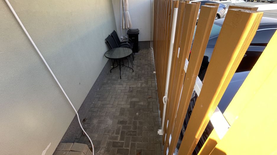 Apartament frumos cu gradina proprie,mobilat si utilat - Poză 18