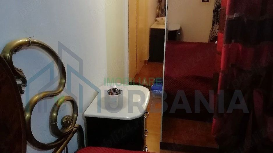 Apartament de vânzare, 100 m², etaj 3/3, cu terasă, localitate liniștită, la 90 km de Aeroportul Bari, Basilicata, Italia - Poză 5