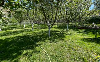 Casa cu teren frumos si garaj zona Mehala - Poză 22