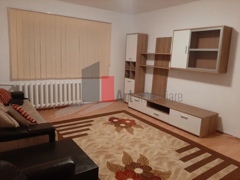 Inchiriere 2 Camere Vitan Mall - Poză 1